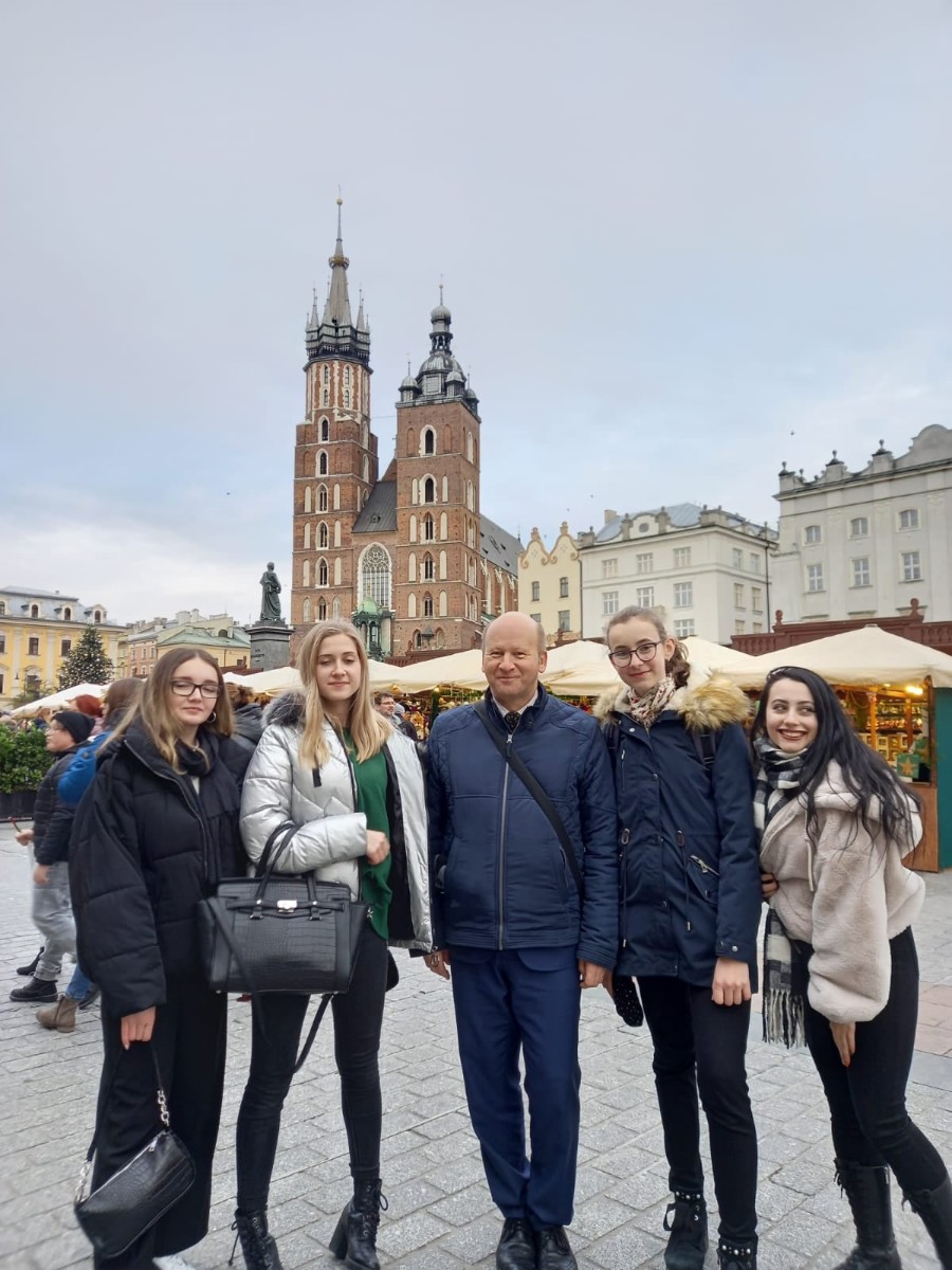 dominanta-krakow-2021-1