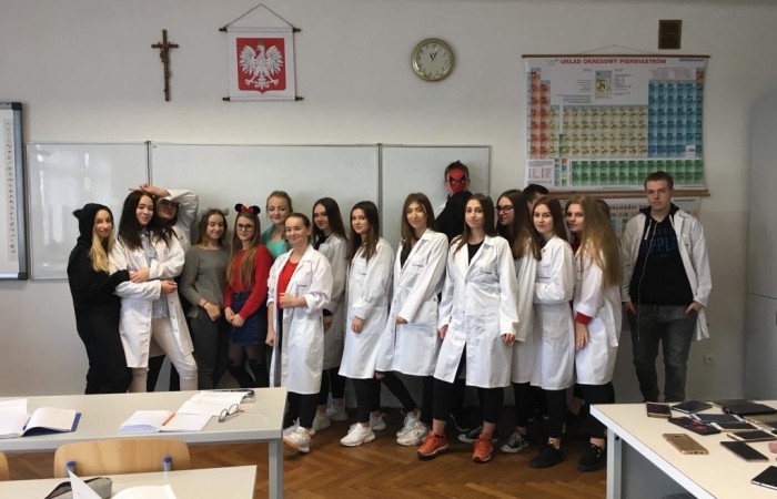 47492669_257076221634840_9117702114657697792_n