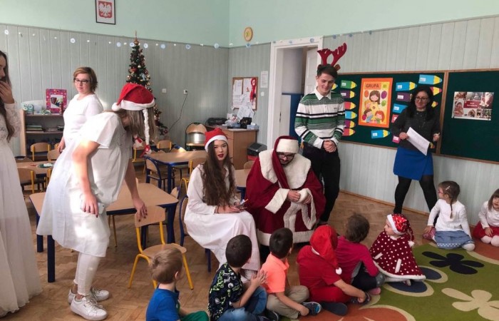 48272840_582856358802736_217313671456489472_n