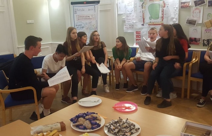 62341071_2383844321681901_2906807103991578624_n